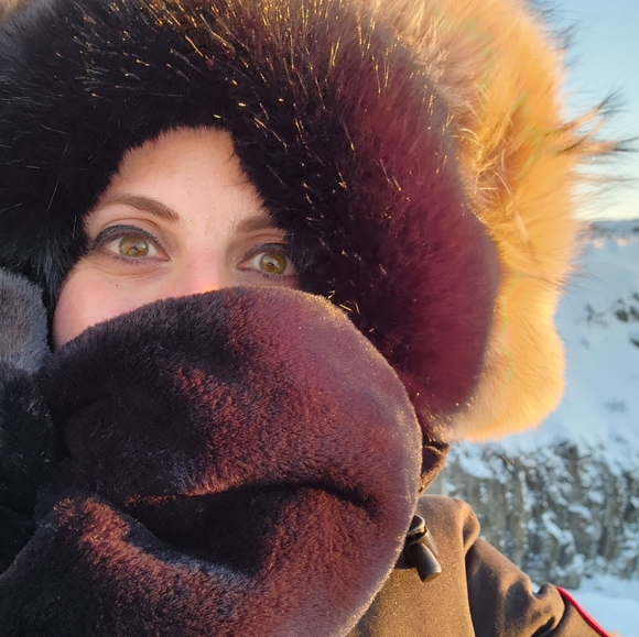 Meet your Posher, Sarah - Picture 1 of 1